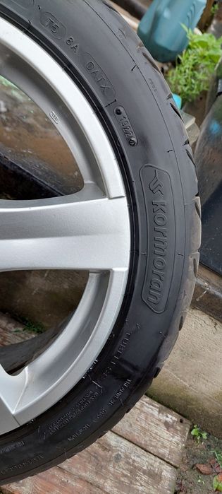 Продам титани в хорошому стані