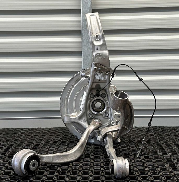 BMW X5 G05 X6 G06 X7 G07 Цапфа ліва права передня підвіска