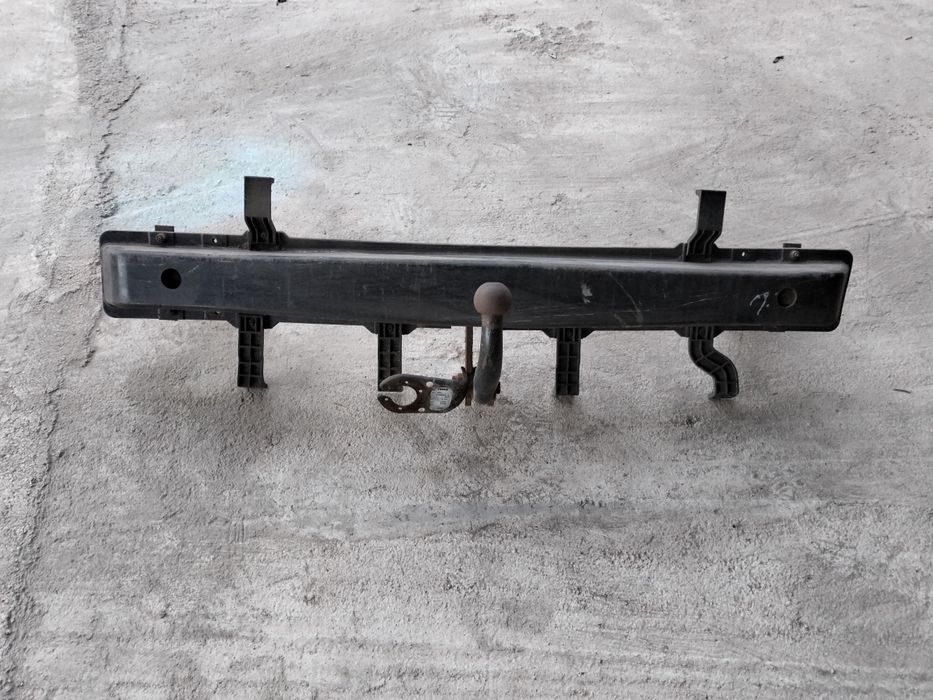 Фаркоп Кіа Церато