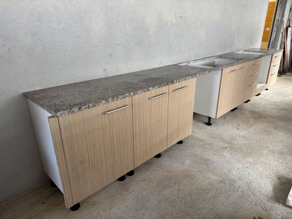 Mobiliário de cozinha - Completamente novo