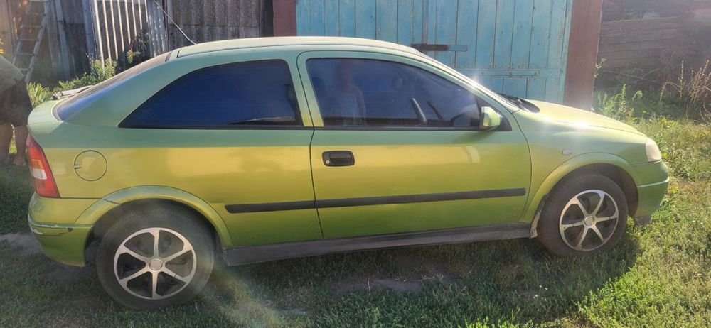 Продам надійний Опельок