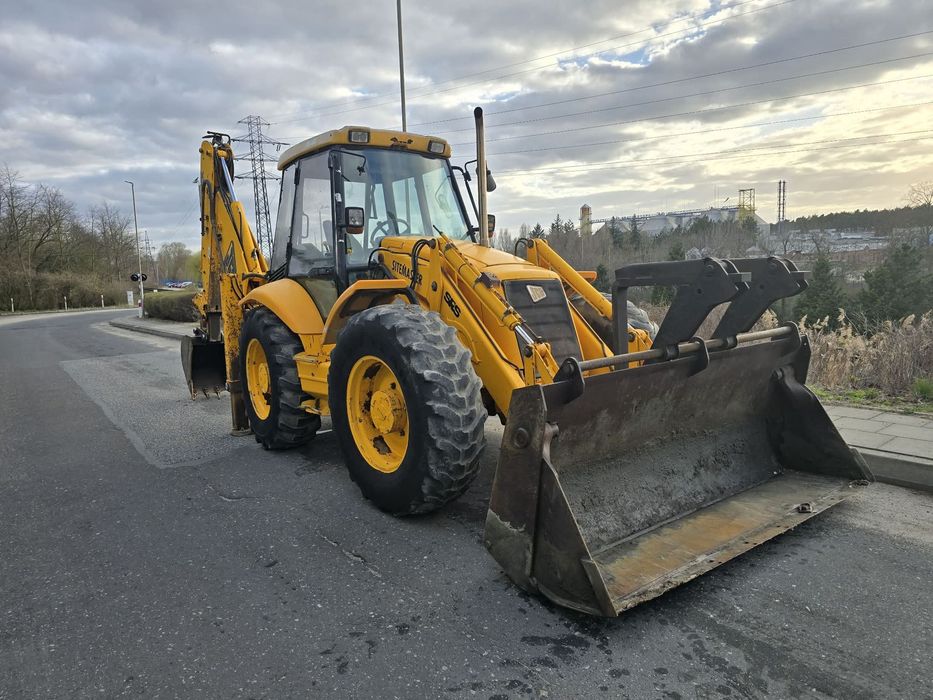 JCB 4CX  KOPARKO ŁADOWARKA LAKIER ORGINAŁ  Koparko Ładowarka dobrze utrzymana w Jednych rękach