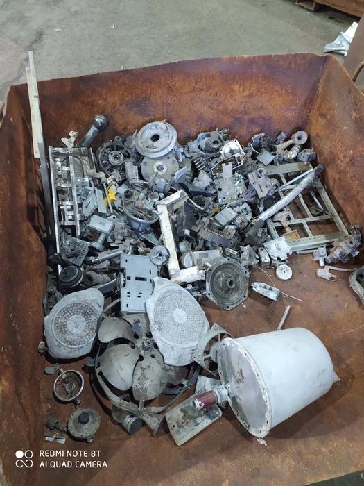 Медь 340, латунь 200, алюминий 50, аккумулятор ДОРОГО