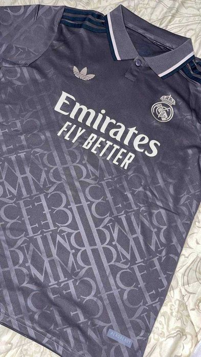 Camisola Real Madrid III 3 M