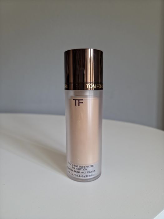 Luksusowy podkład matujący Tom Ford Traceless Soft Matte Foundation