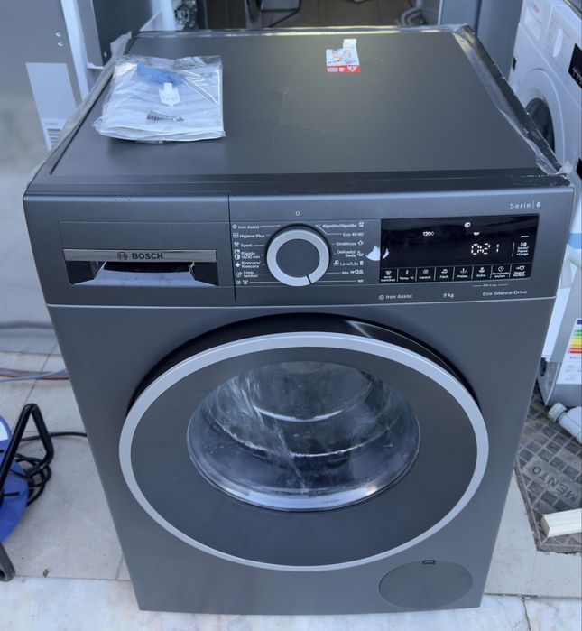 Máquina de Lavar Roupa Bosch Serie 6 WGG244ZRES 9kg 1400RPM