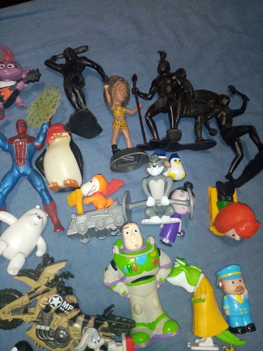 Игрушки различные