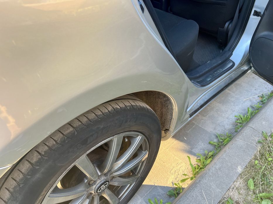 Toyota Avensis, 1.8 газ/бенз, автомат
