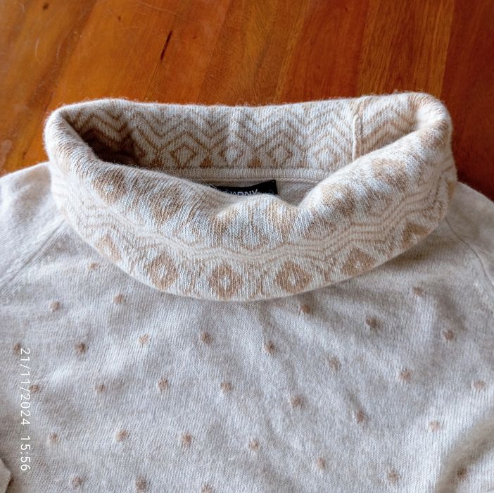 Camisola de lã estampada