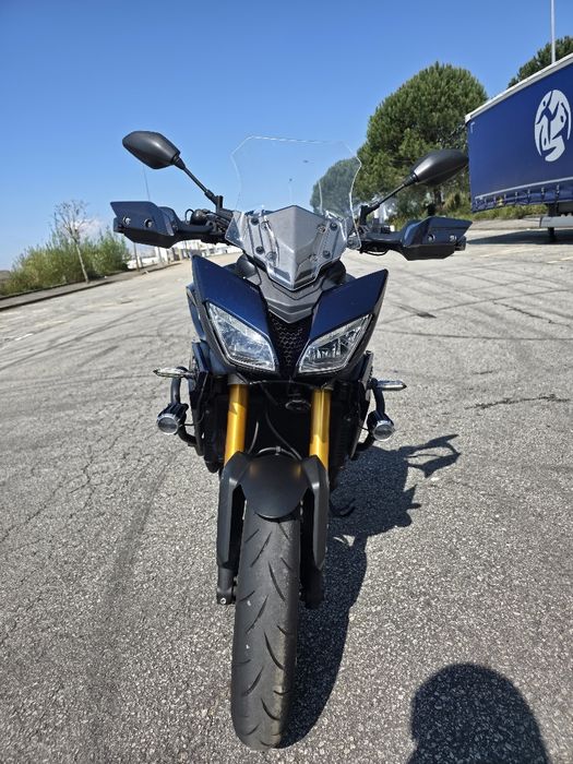 Yamaha tracer 09