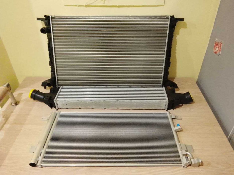 Audi A4 B9 Радіатор Основний Охолодження Двигуна