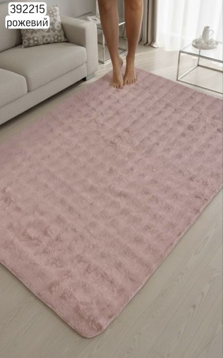 Килим травка, еко-хутро ( низ прорезинений). Розмір 1м60см*1м18см