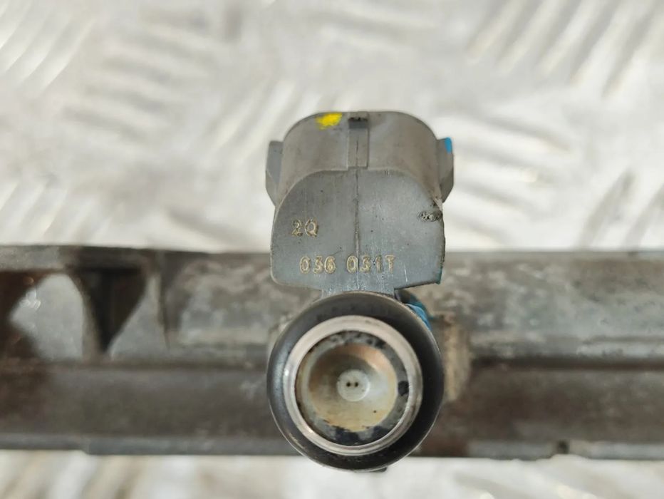 Régua/injetores original Volkswagen Golf IV