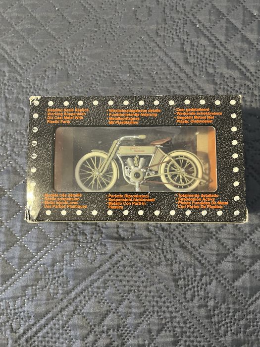 Maisto Harley Davidson 1:18 1909 twin 5d