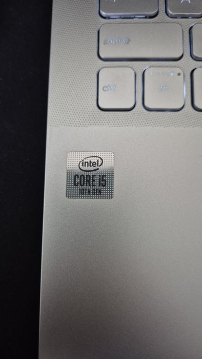 ASUS VivoBook 15 K512JA / K512J