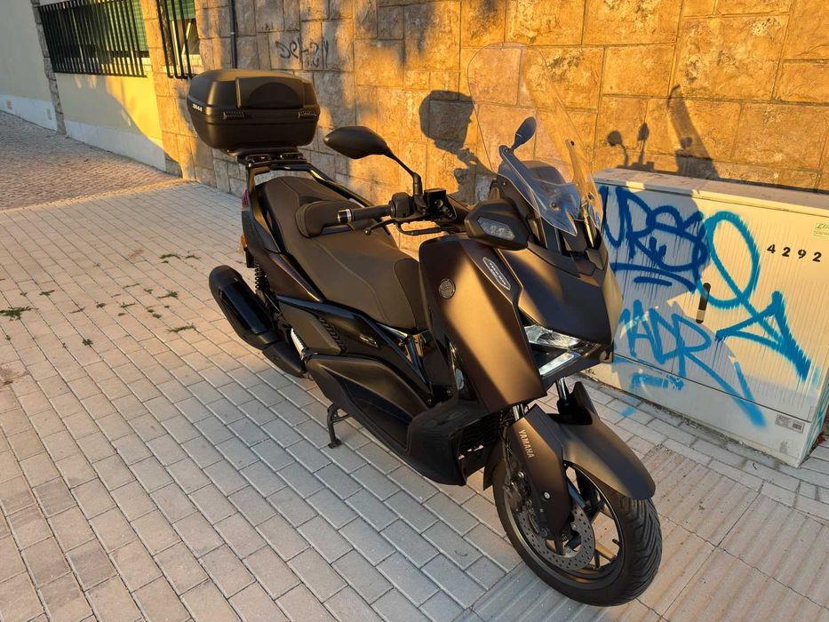 Yamaha XMAX 300 Tech Max 2025