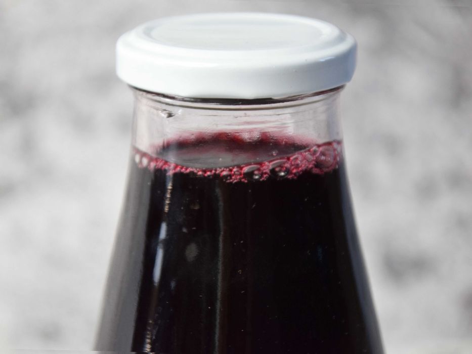 100% sok wytłaczany z borówki kanadyjskiej - świdośliwy 670ml