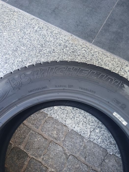 2 pneus 215 55 r16 Michelin