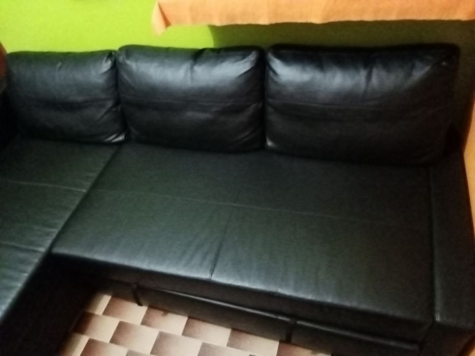 Sofá chaise longe pele