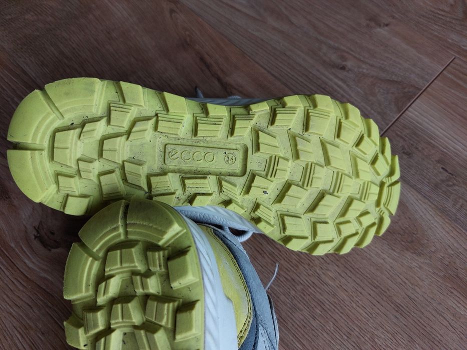 Buty dziecięce ecco r.34 skórzane, trekingowe,oddychajace