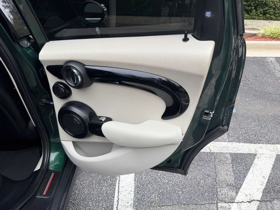 Mini Cooper S 4-Door Hatchback      2016