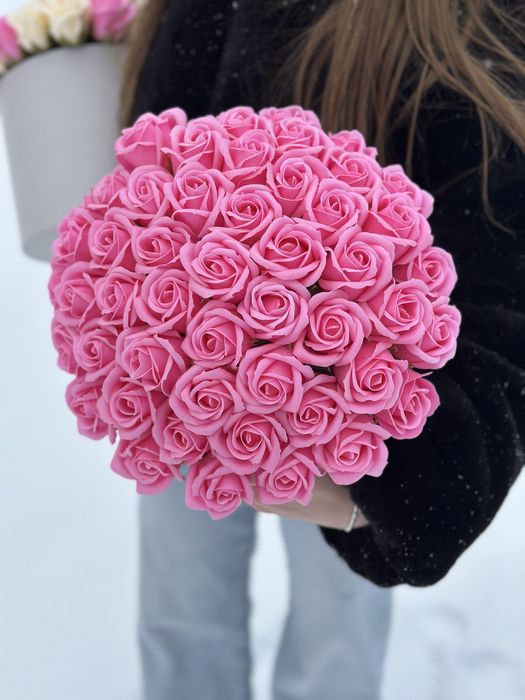 Мильний букет 51 рожева троянда, подарунок на 14 лютого