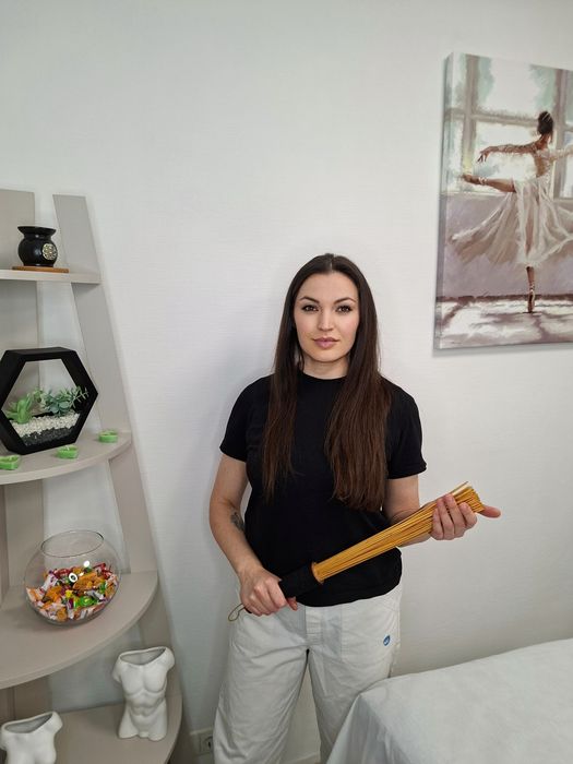 Лікувальний масаж Київ Майдан, депіляція для чоловіків  та жінок віск