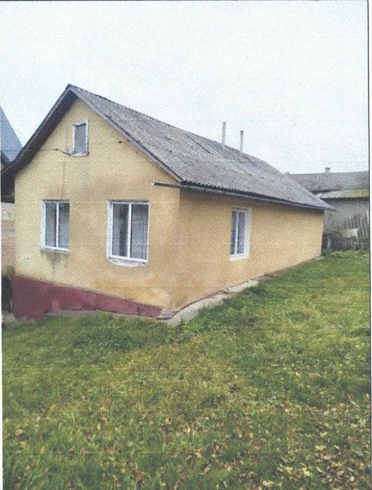 Одноповерхова будівля S= 56,6 м2. Підгайці, вул. Бережанська 11-А