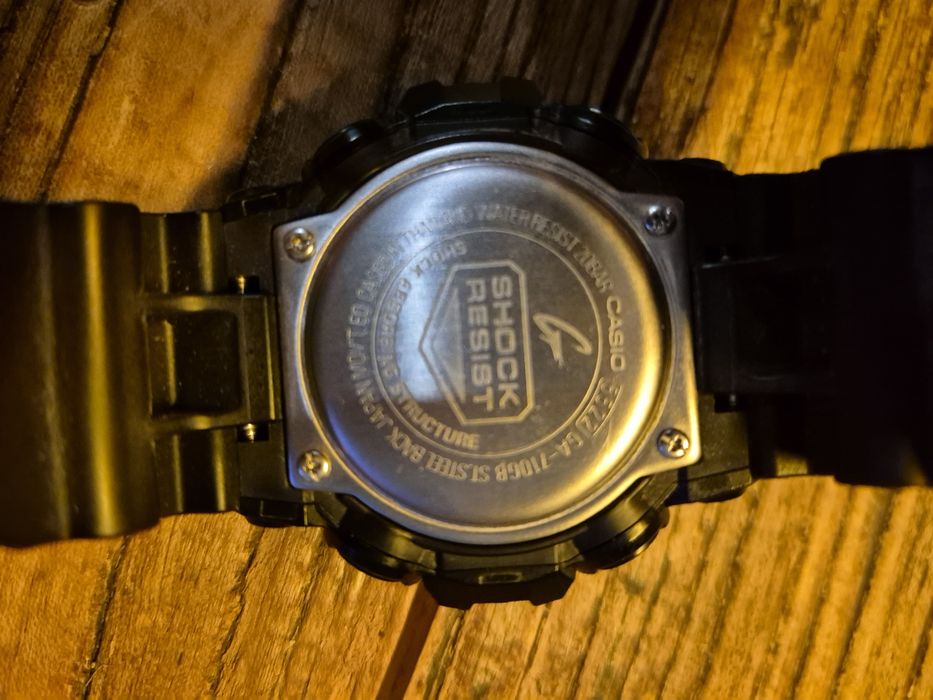 Zegarek G-Shock czarno- złoty