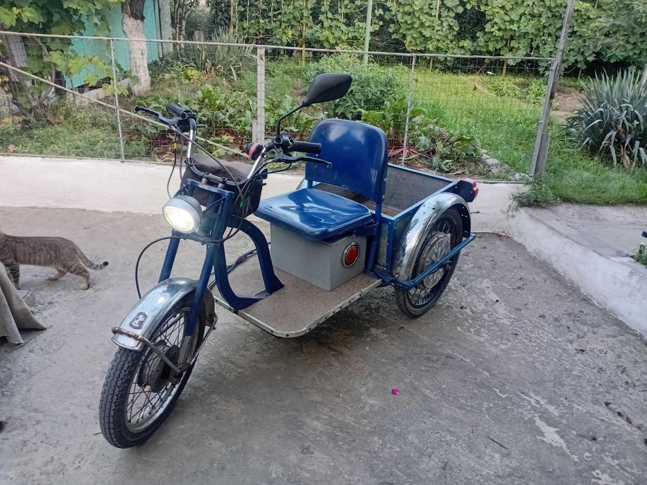 Скутер трёхколёсный, электро. Цена снижена!