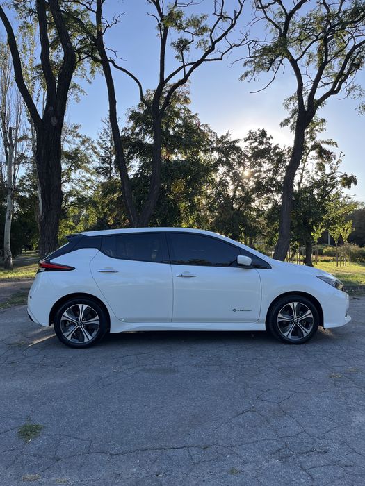Продам авто Nisan leaf 2019 року