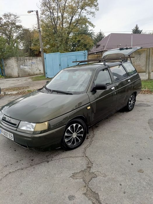 Продам ВАЗ 2111 2004г. газ- бензин.