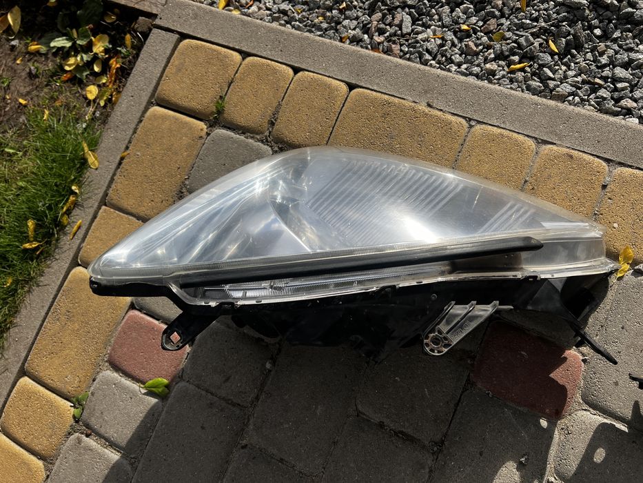 Фари мітсубісі ланцер 9