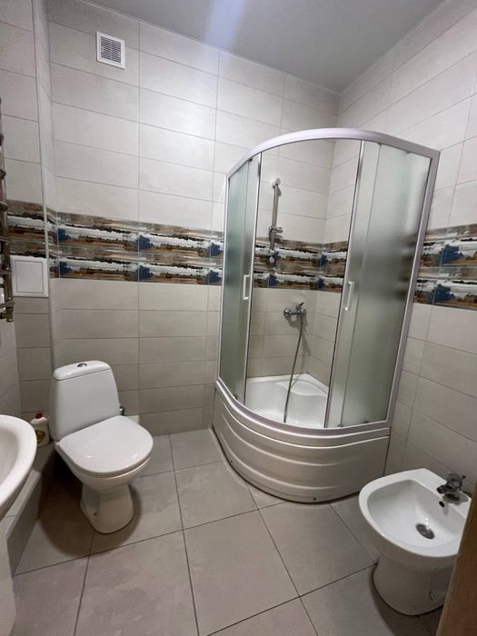 Таунхаус із ремонтом та центральними комунікаціями!