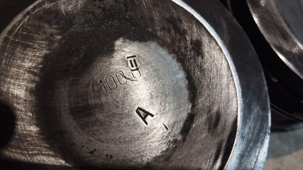 Продам поршня 100 уаз