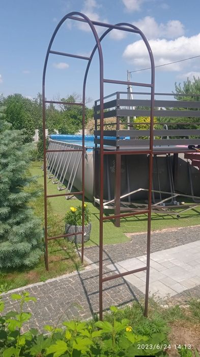 Арки,перголи, шпалери,під рози та виноград