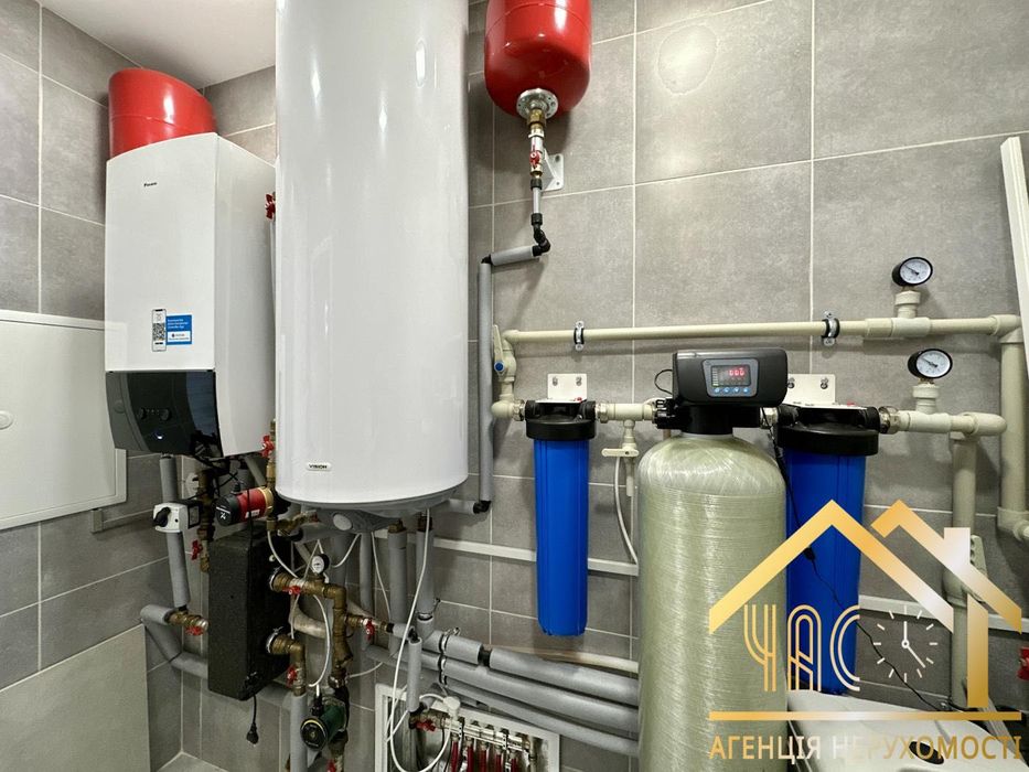 Таунхаус 95 м² з ремонтом і меблями, Жуляни, Київ