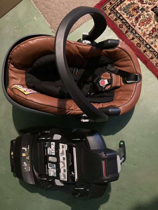 Ovo Mima by Be Safe Izi Go Modular Camel e base isofix