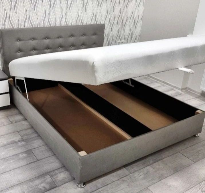 Акция!Комплект Мягкая  двуспальная  кровать с матрасом 160х200 Одесса!