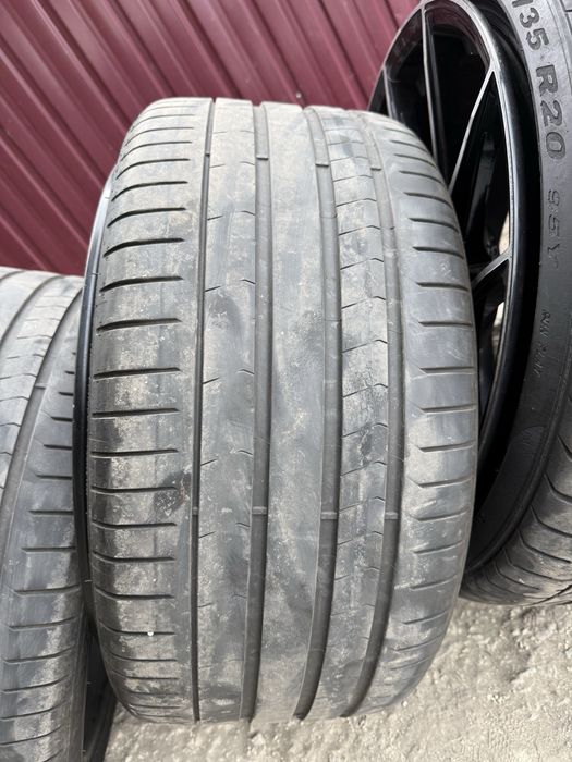 Pirelli P Zero Run Flat  275/30 R20