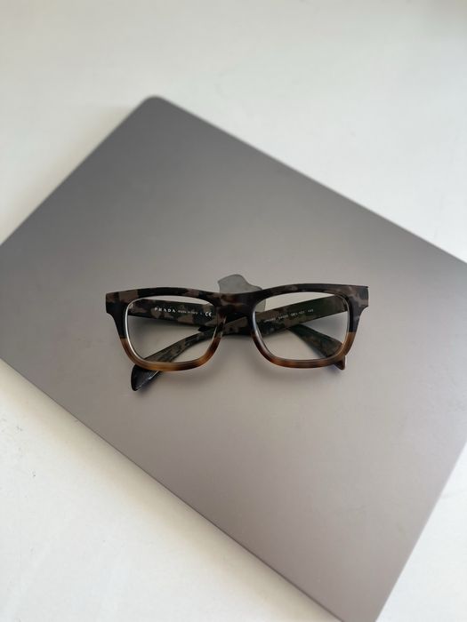 Oryginalne Okulary Prada Moro
