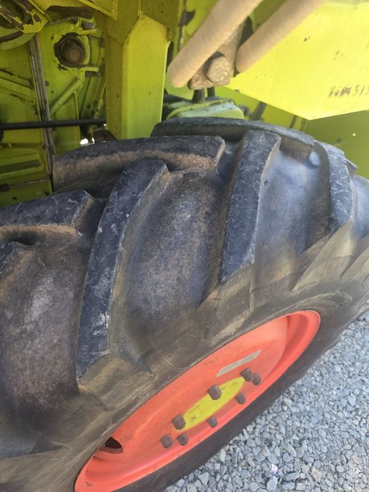 Kombajn zbożowy Claas Consul z Niemiec Mercedes