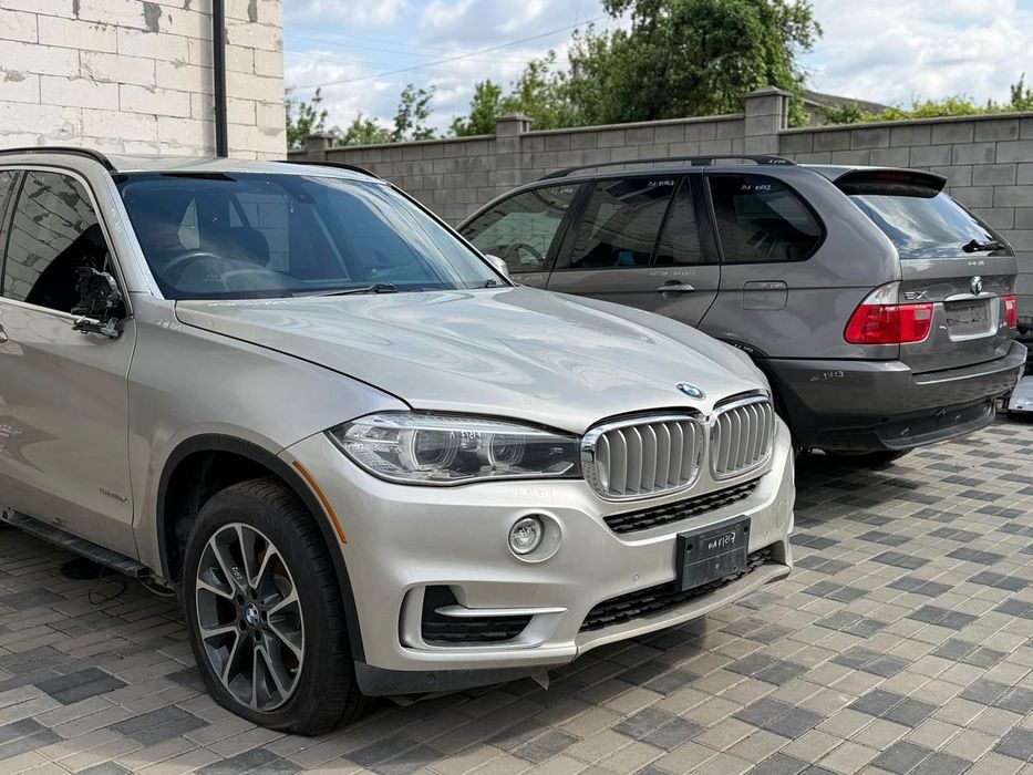 Скло дверей бічне бмв х5 е53 е70 ф15 стекло кузова Bmw x5 e53 e70 f15