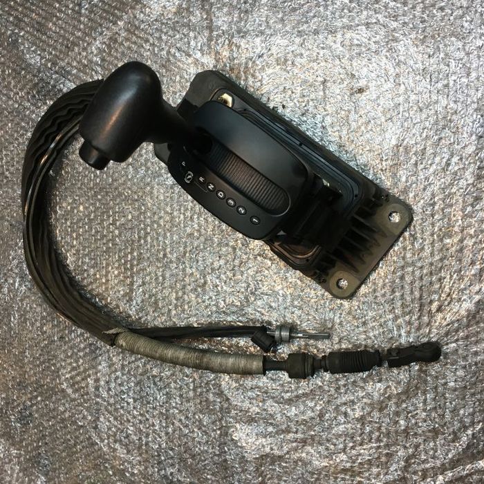 WYBIERAK LEWAREK SKRZYNI BIEGÓW SEAT TOLEDO II LEON I GOLF IV BORA SKODA OCTAVIA I 1.6 AEH 1J0713023