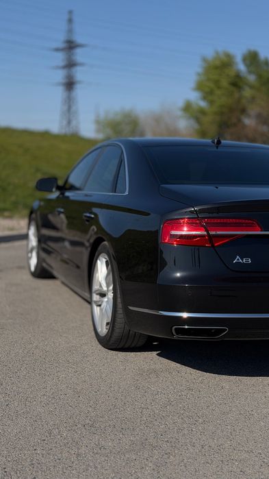 Audi A8 4.0 бензин 2014