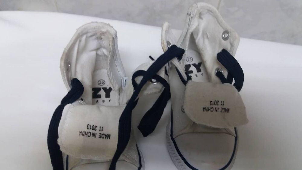 Ténis bota de criança marca ZY Baby novos nº 23