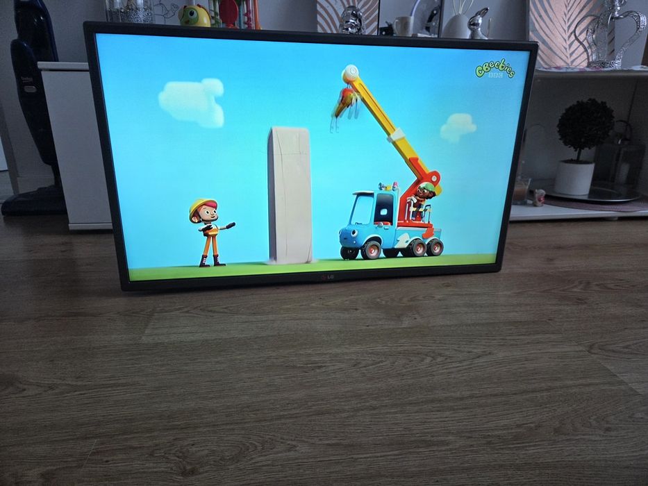 Telewizor LG 32cale sprawny