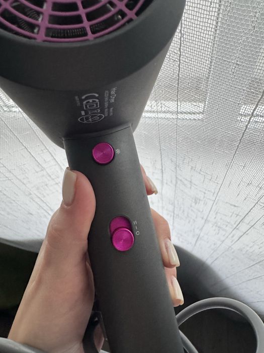 Фен сіро-рожевий