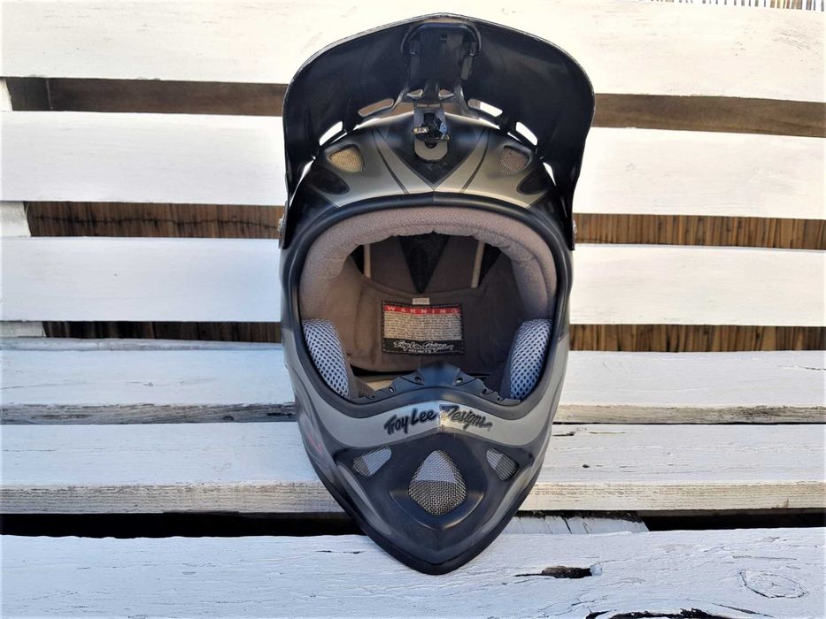 Capacete Troy Lee Designs D2 Carbon