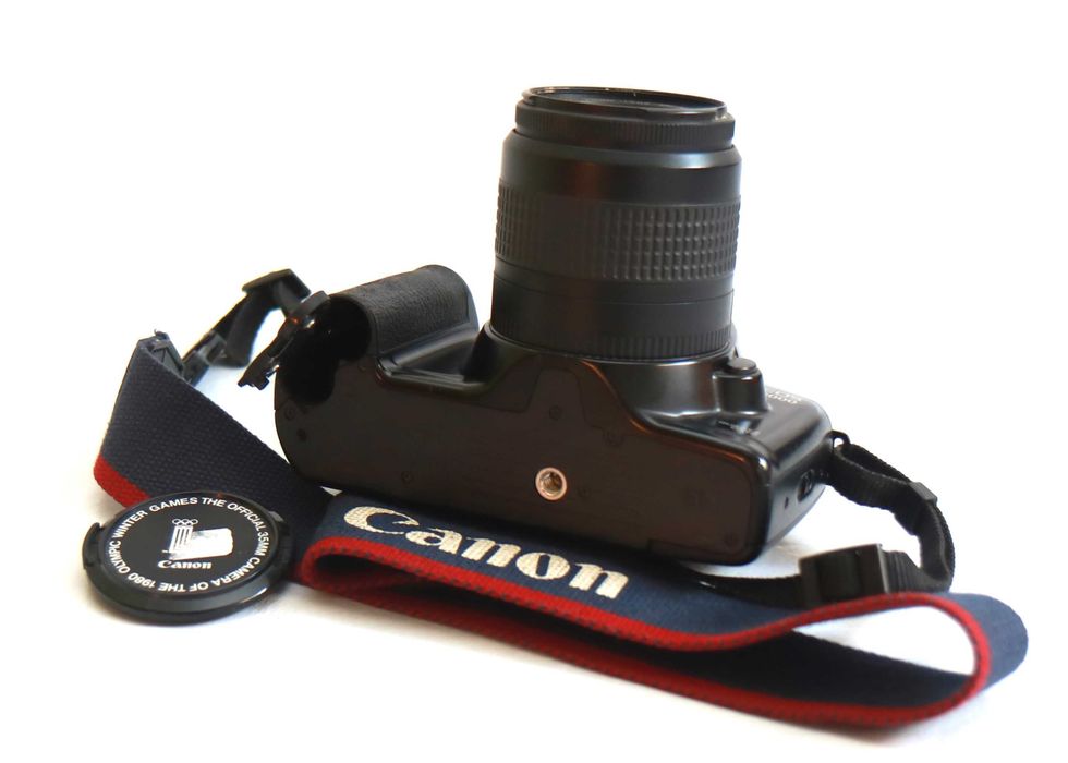 Canon EOS 3000 com Canon 38-76mm máquina fotográfica de rolo